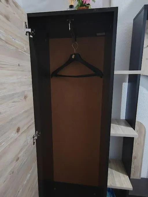 Red Room - Apartment In Varna - Beach And Forest