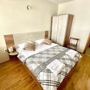 Sunny Apartment
