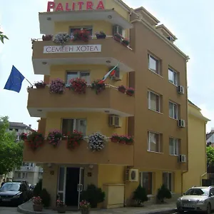 מלון Palitra, וארנה